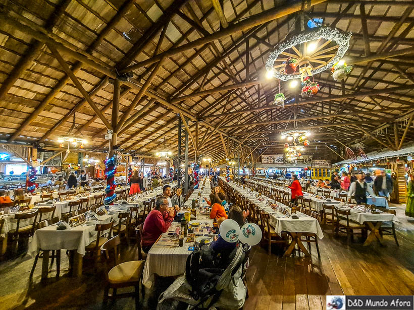 Garfo e Bombacha: almoço e show na churrascaria em Canela
