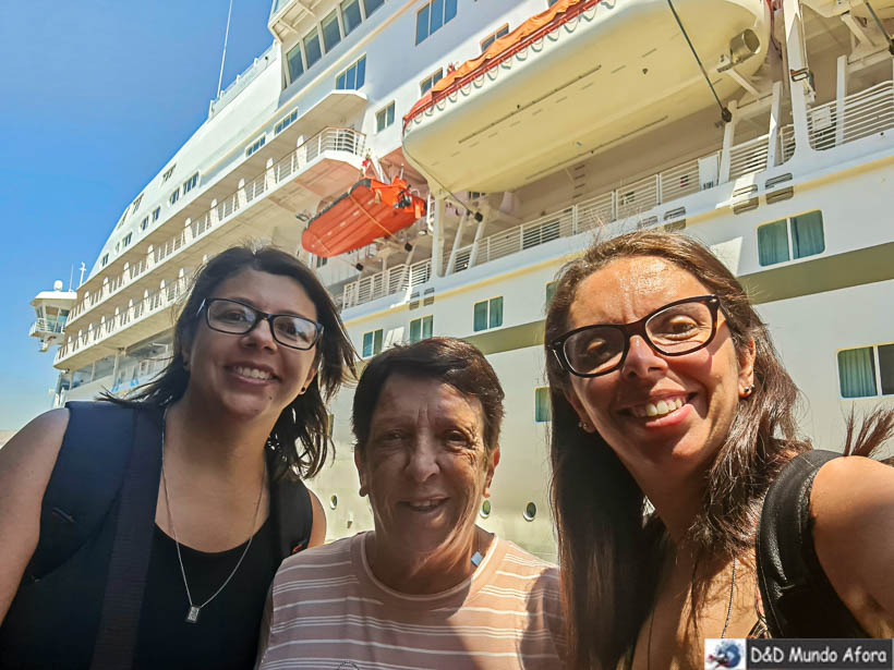 Chegando no navio Celestyal no Porto de Pireus, Atenas